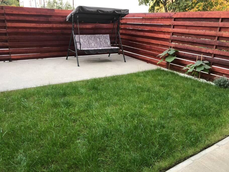 Apartment Cu Gradina Proprie Popesti-Leordeni